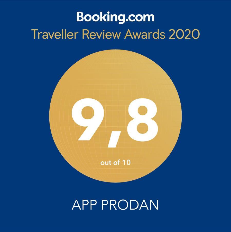 App Prodan Umag Buitenkant foto