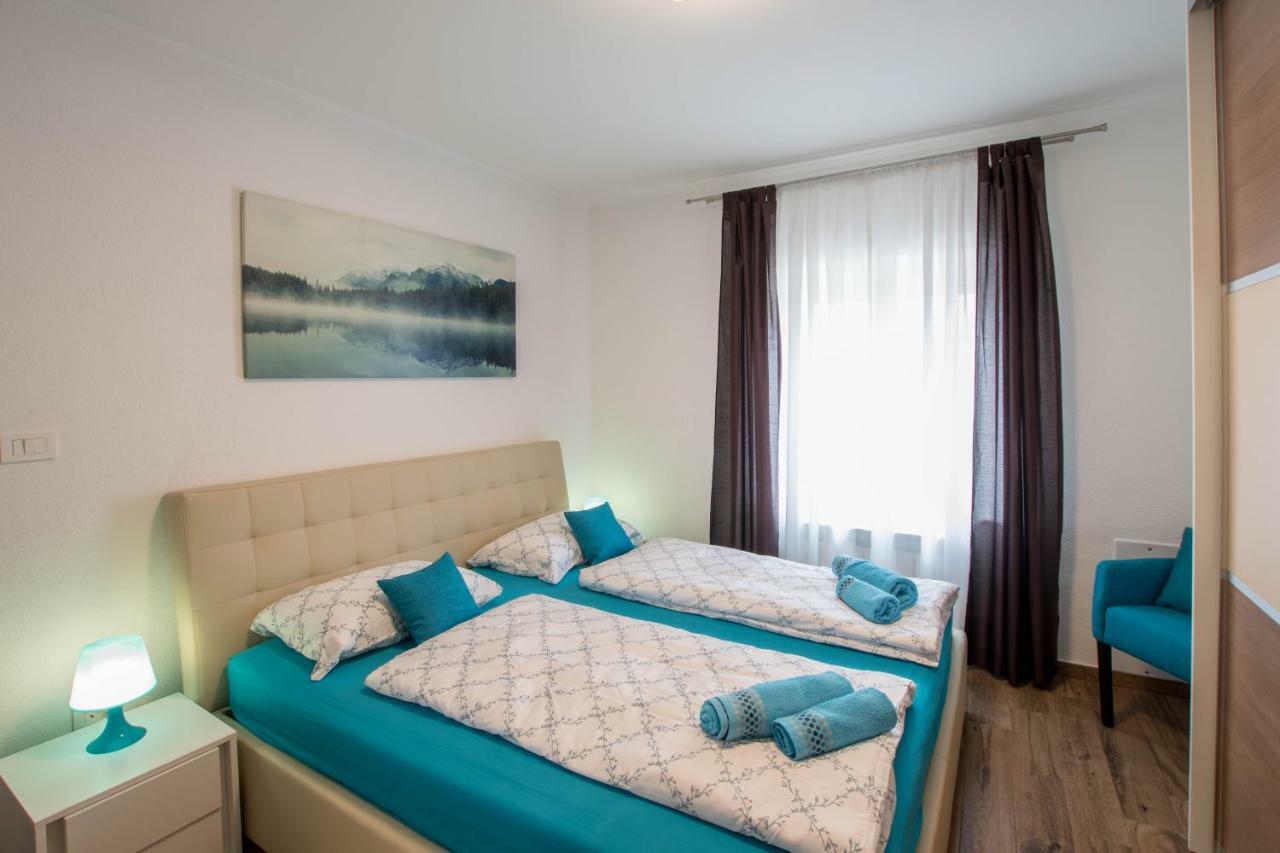 App Prodan Umag Buitenkant foto